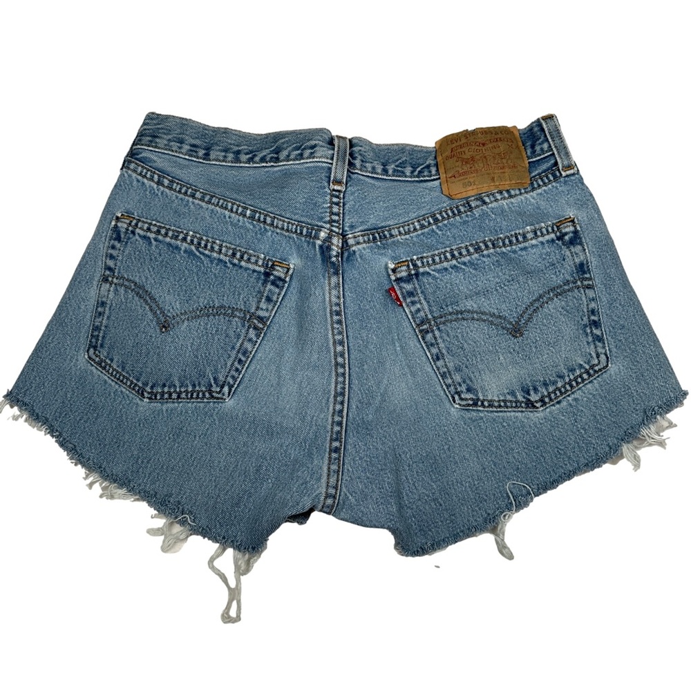 Levi's Women's Light Blue Jean Shorts‎ 501 denim cut off frayed hem distressed